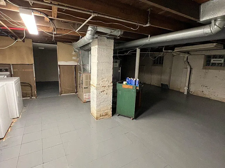 537 E Woodland St — Photo 19