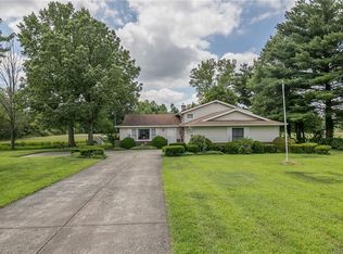 6490 Myrtle Hill Rd, Valley City, OH 44280