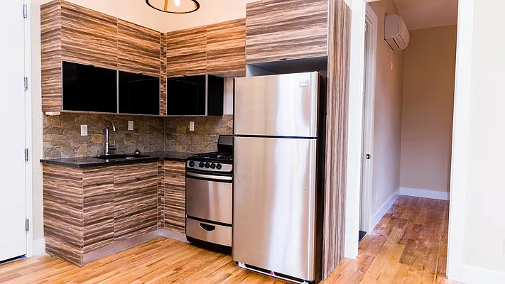 Rented by Nooklyn NYC LLC | media 10