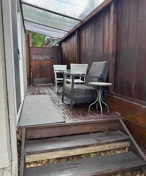 27 Graceland Dr #B — Photo 1