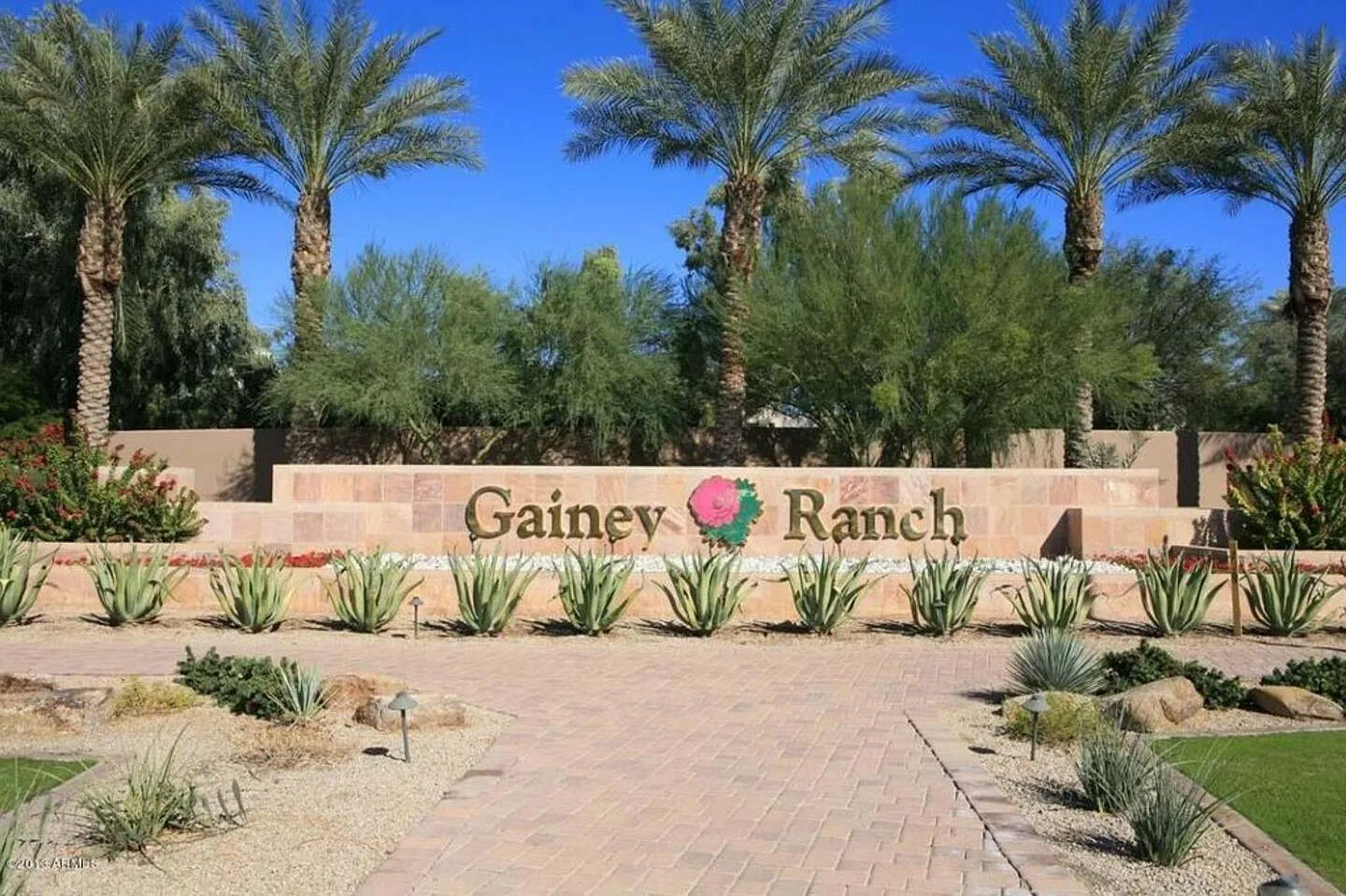 7222 E Gainey Ranch Rd — Photo 2