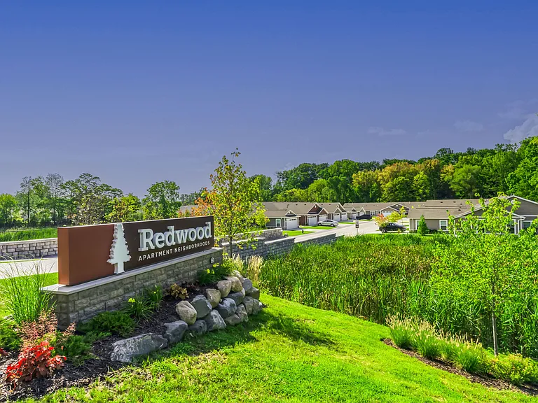 Redwood Rochester Hills — Photo 21