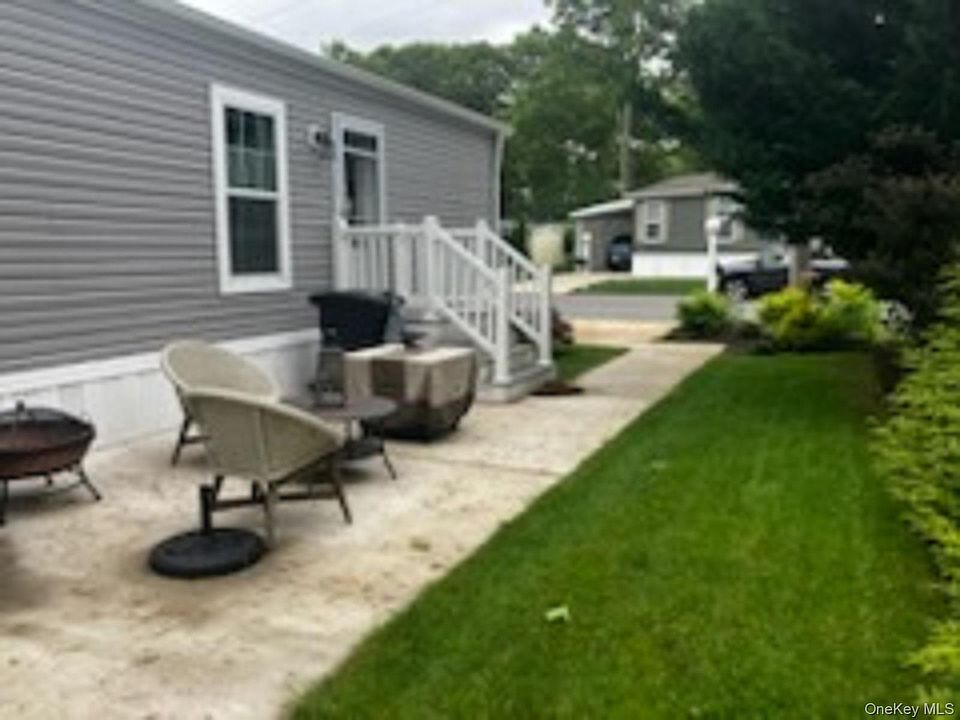 2nd image of 1661 Old Country Road #415