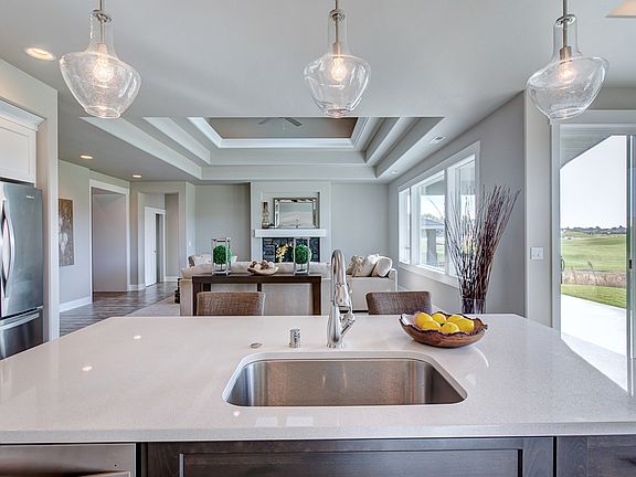 5th image of 326 Chardonnay Ct