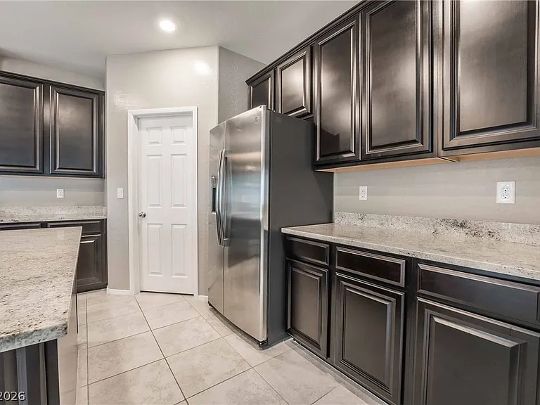 2725 Rainy Meadows Ave — Photo 13