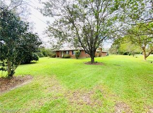 3201 Bay Rd, Theodore, AL 36582