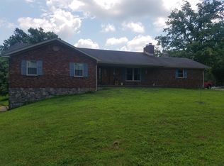 242 S Eickhoff Rd, Evansville, IN 47712