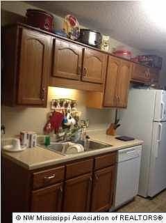 5th image of 114 Terry Ln #B