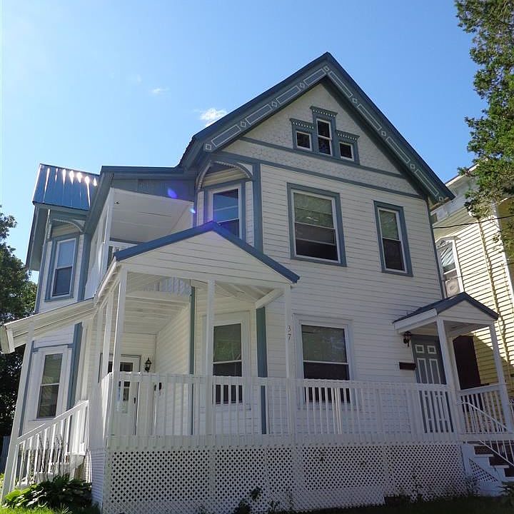 2nd image of 37 Finlay St