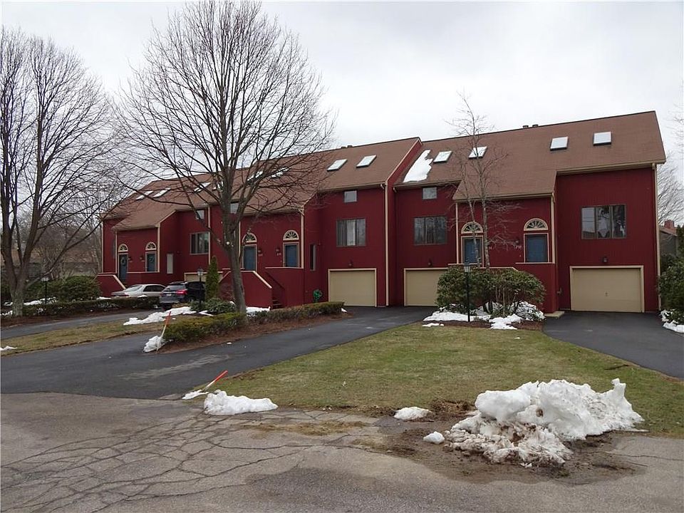 1st image of 23 Tamarac Dr #23D