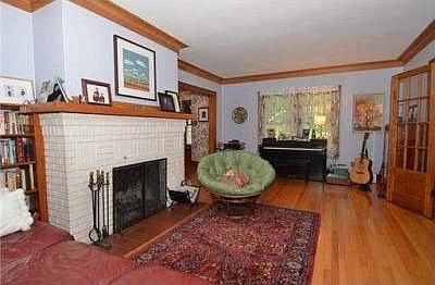 3rd image of 133 Wakewa Ave