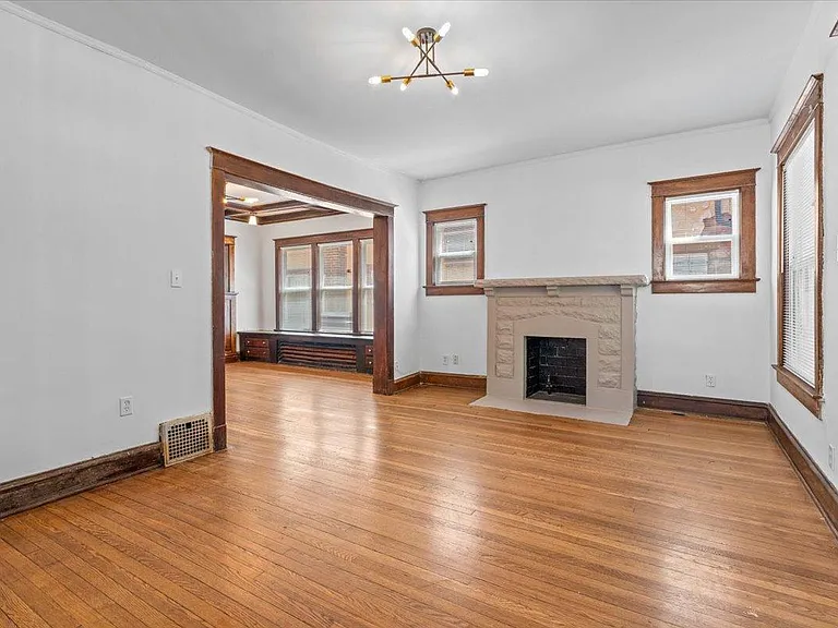 3619 Benton Blvd — Photo 2