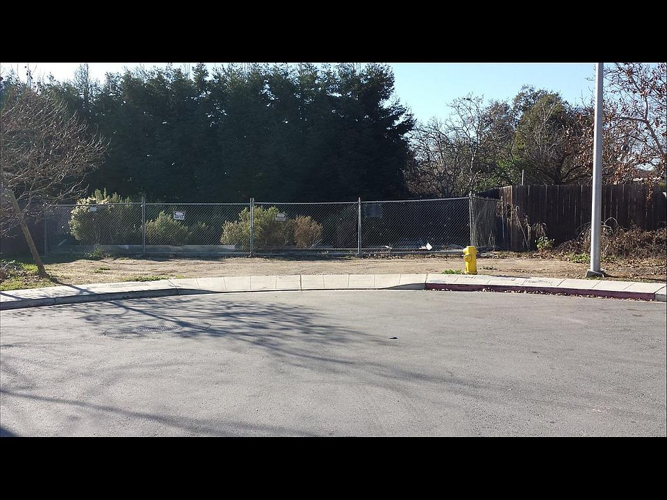 1st image of 891 Tea Ct