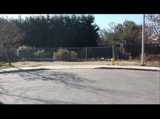 891 Tea Ct, East Palo Alto, CA 94303