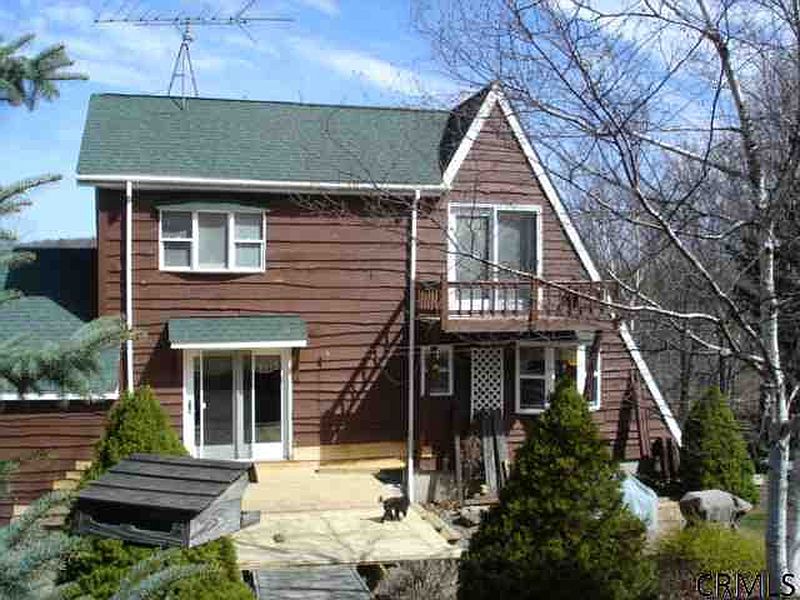 2nd image of 107 BERGEN Lane