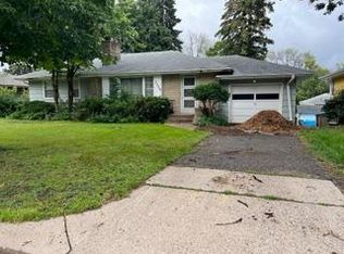 2408 W 65 1/2 St, Richfield, MN 55423
