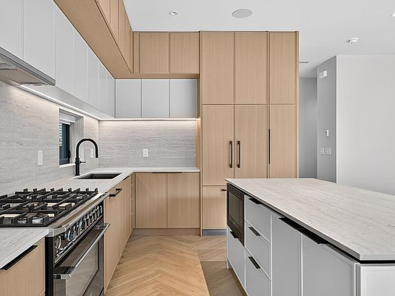 5th image of 58 E 40th Ave #2