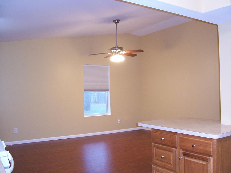1st image of 947 Wendell Ave