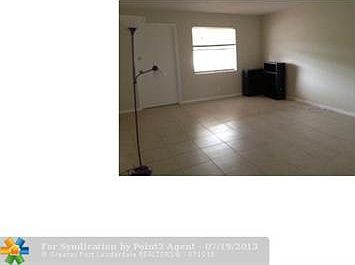 3rd image of 510 SE 12th Ct APT 10
