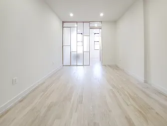 Rented by Brighton Management