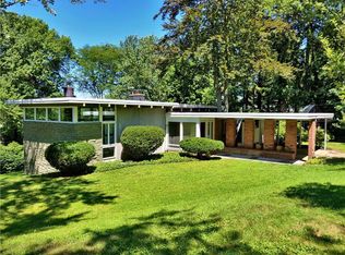 330 Hilltop Rd, Erie, PA 16509