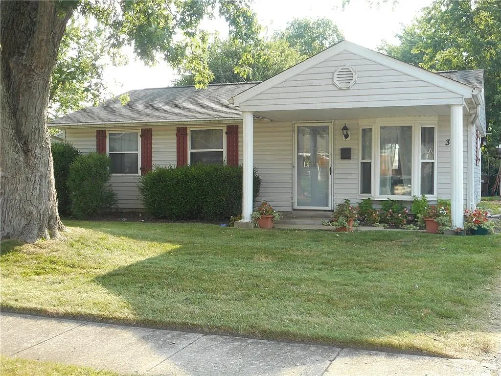 357 Winchester St photo 1