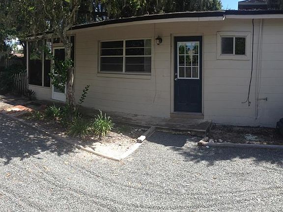 2nd image of 1101 Aragon Ave APT B