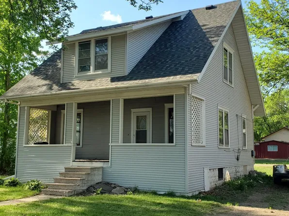 217 W Flynn St, Redwood Falls, MN 56283