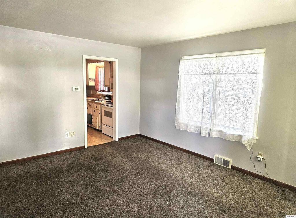 Apartment in Quincy, Adams - View 4