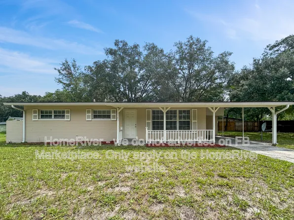 2241 Monteau Dr, Jacksonville, FL 32210