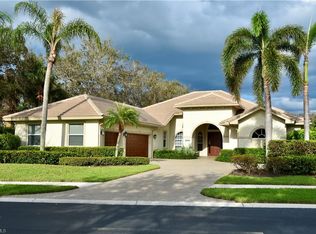 5000 Rustic Oaks Cir, Naples, FL 34105