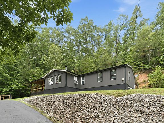 2nd image of 14656 Highway 438 W