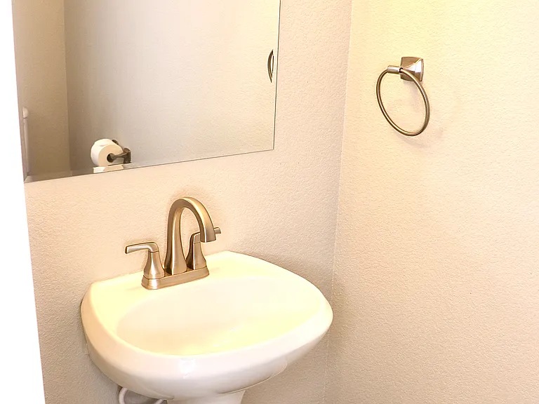 5824 Grayson St — Photo 6