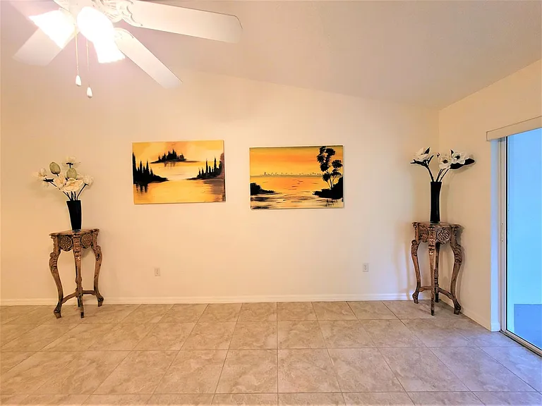 351 Del Monte Rd #B — Photo 11