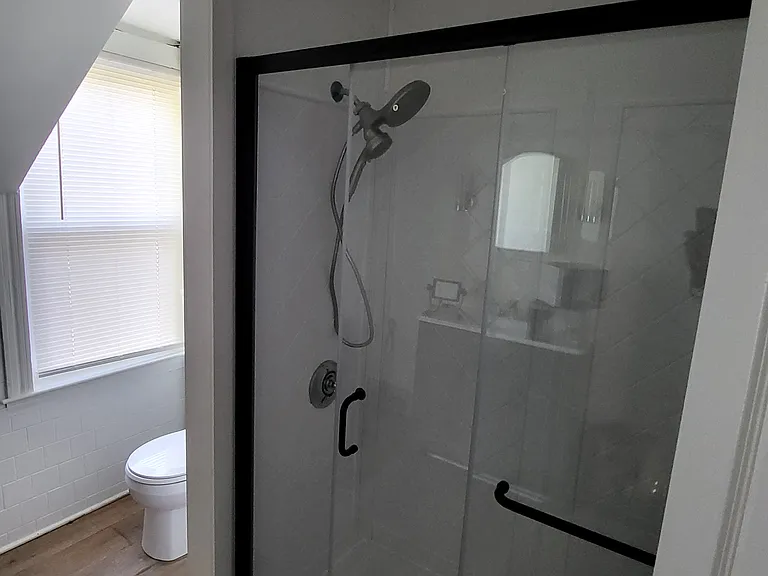 13-15 Greystone Ave — Photo 7
