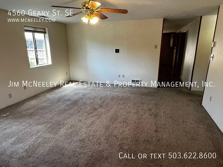 4560 Geary St SE — Photo 2