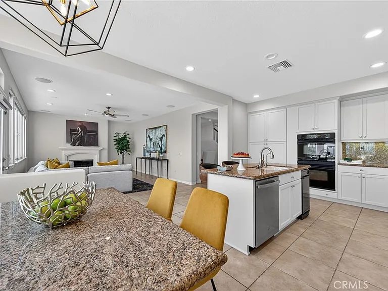 20800 Campania Ln — Photo 21