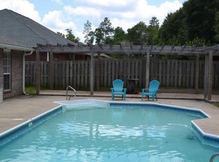 2249 Lewis St, Crestview, FL 32536