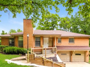 217 N Eugene Field Rd, Kansas City, MO 64119