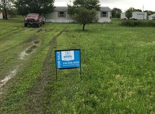 8978 Gregory Rd, Sanger, TX 76266