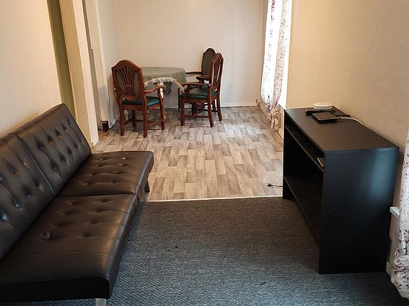 3rd image of 1190 Jefferson Ave #7