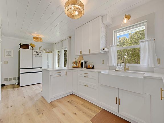 5th image of 5090 318th St