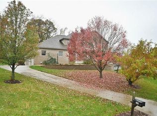 134 Dyers Stone Dr, Eighty Four, PA