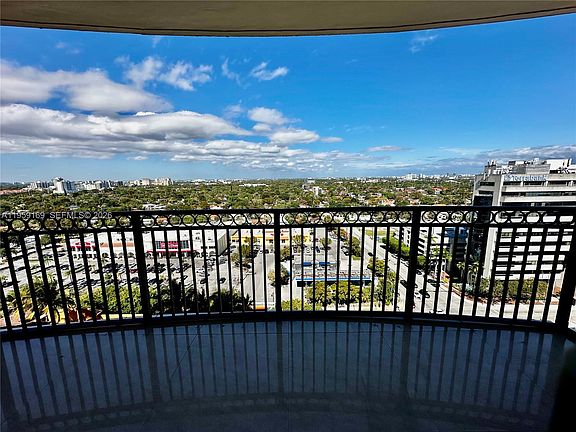 5th image of 3232 SW 22nd St #1604