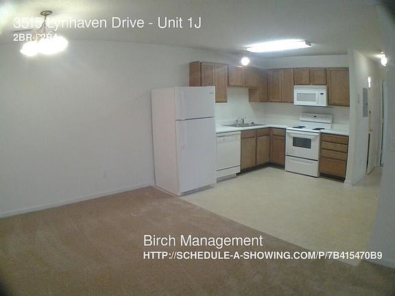 3rd image of 3515 Lynhaven Dr APT 1J