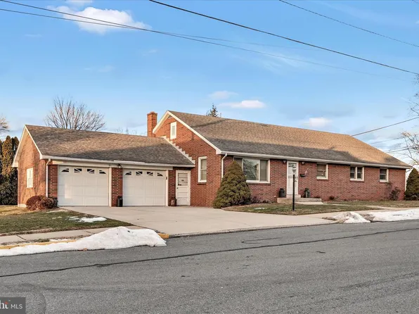 5 E Washington Ave, Myerstown, PA 17067