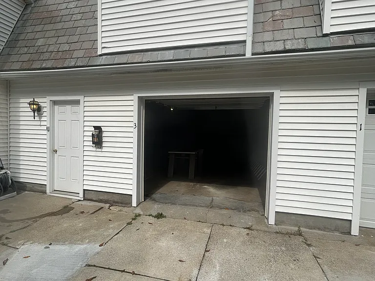 472 Marlboro St #3 — Photo 16