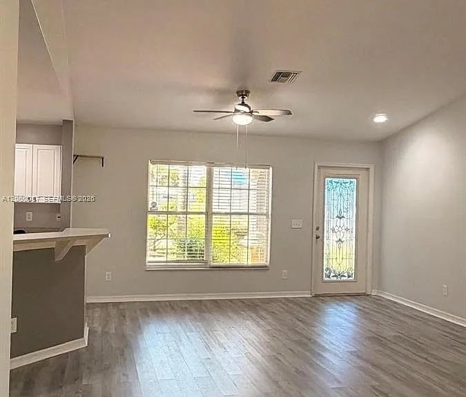 507 Peerless Cir — Photo 15