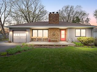 2937 Lee Ave N, Golden Valley, MN 55422