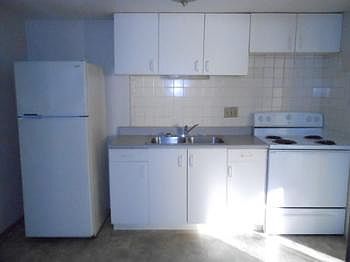 2nd image of 303 W Juda Ave